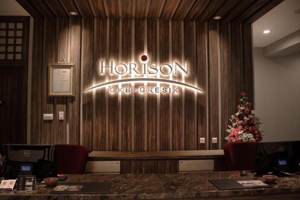 Horison Gkb Gresik Hotel Ngoại thất bức ảnh